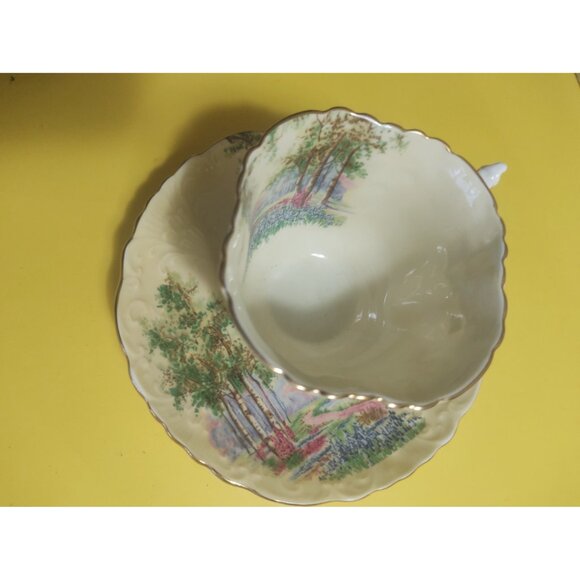 Vintage Aynsley England Bone China Yellow Tea Cup & Saucer Bluebell Time 1940's - Picture 8 of 13